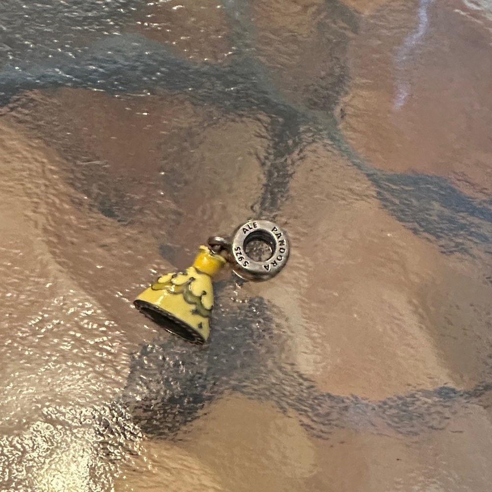 Pandora Disney Belle Charm